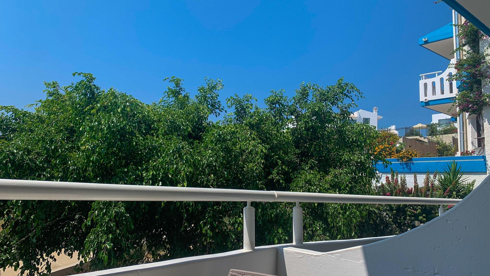 Skala Apartments Агия-Марина Экстерьер фото