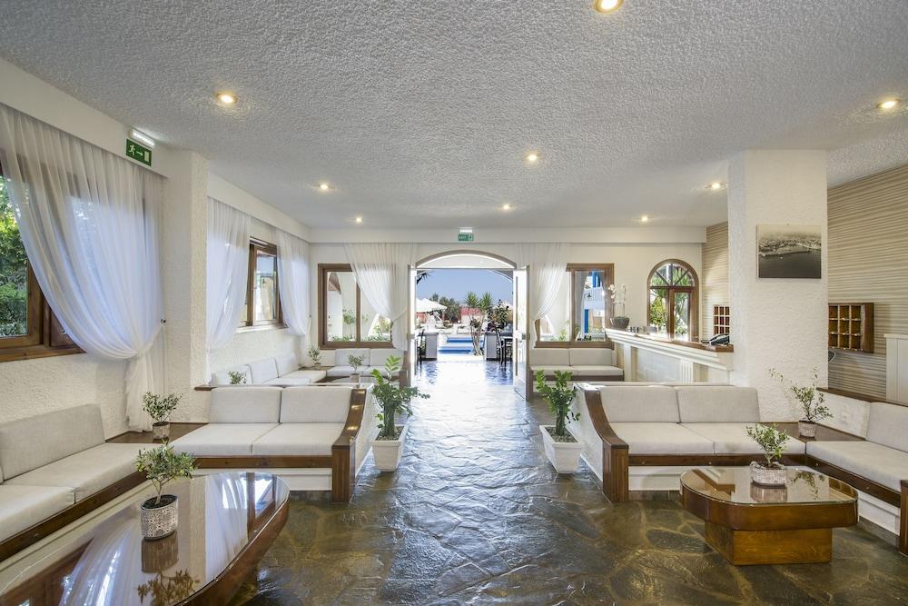 Skala Apartments Агия-Марина Экстерьер фото